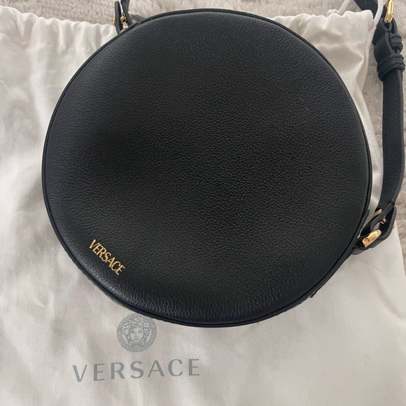 VERSACE - Picture 4 of 11